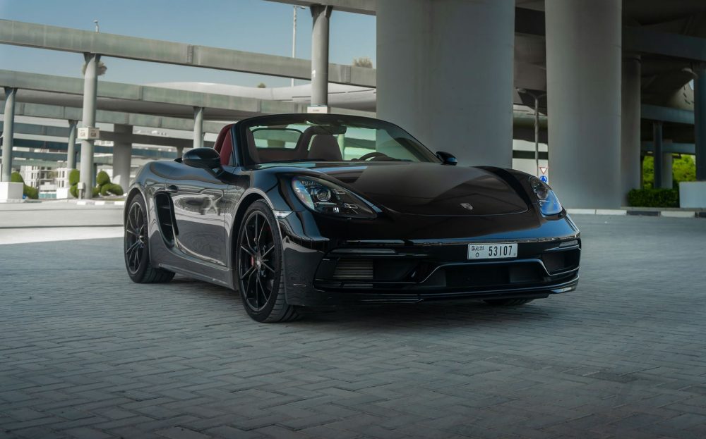 פורש Porsche Boxster GTS cabrio Black 2019